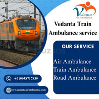 Vedanta Ambulance provides immediate assistance through train-based transit in Hyderabad